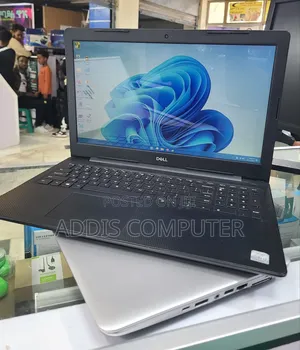 Photo - Laptop Dell Inspiron 15 3593 16GB Intel Core I7 HDD+SSD 1T