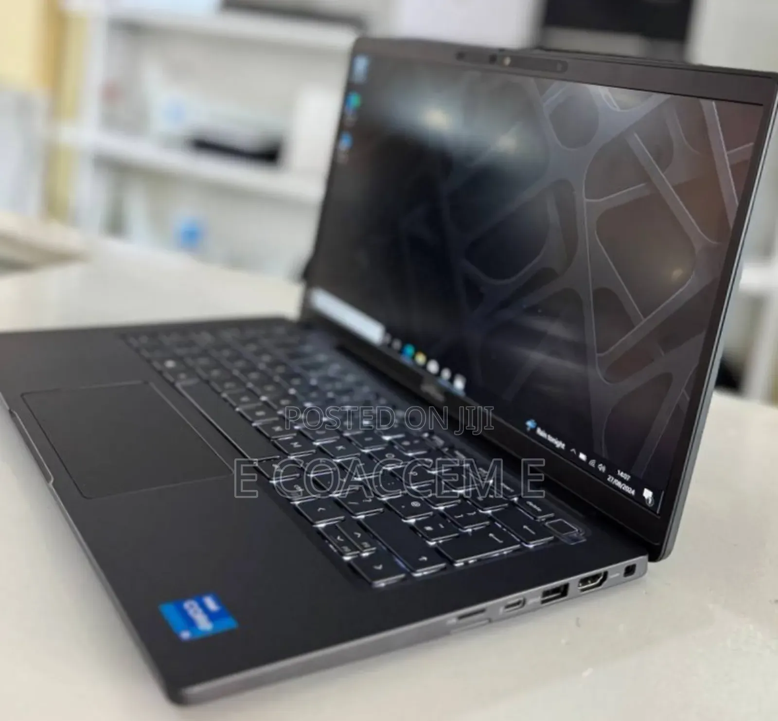 New Laptop Dell 16GB Intel Core I5 SSD 256GB