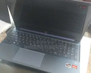 New Laptop HP Pavilion 15 8GB AMD Ryzen 5 SSD 512GB