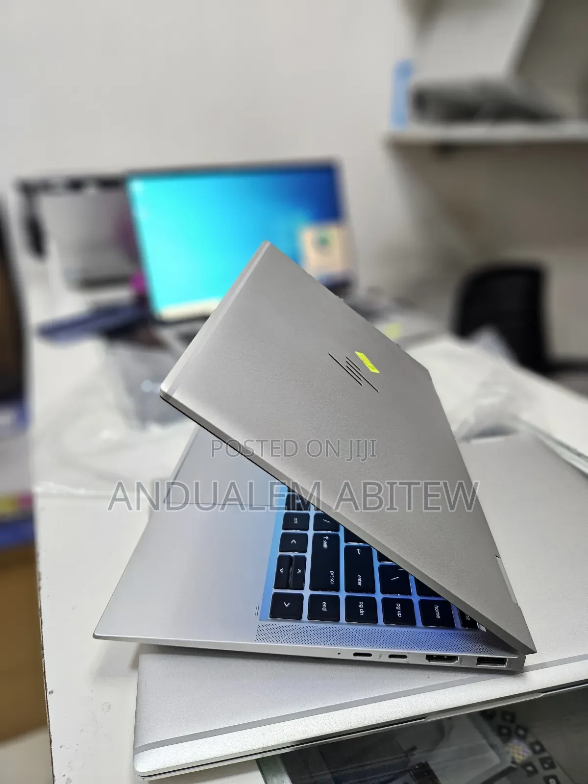 New Laptop HP EliteBook X360 1040 G7 16GB Intel Core I5 SSD 512GB