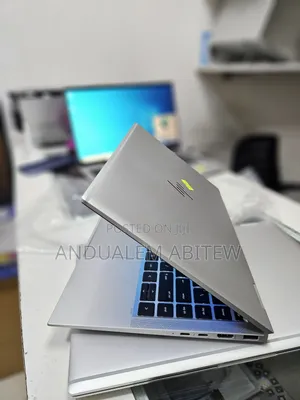 New Laptop HP EliteBook X360 1040 G7 16GB Intel Core I5 SSD 512GB