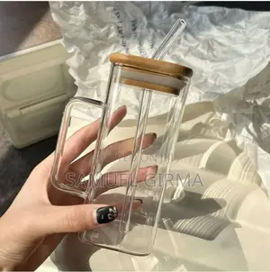 Glass Drinking Mug With Straw