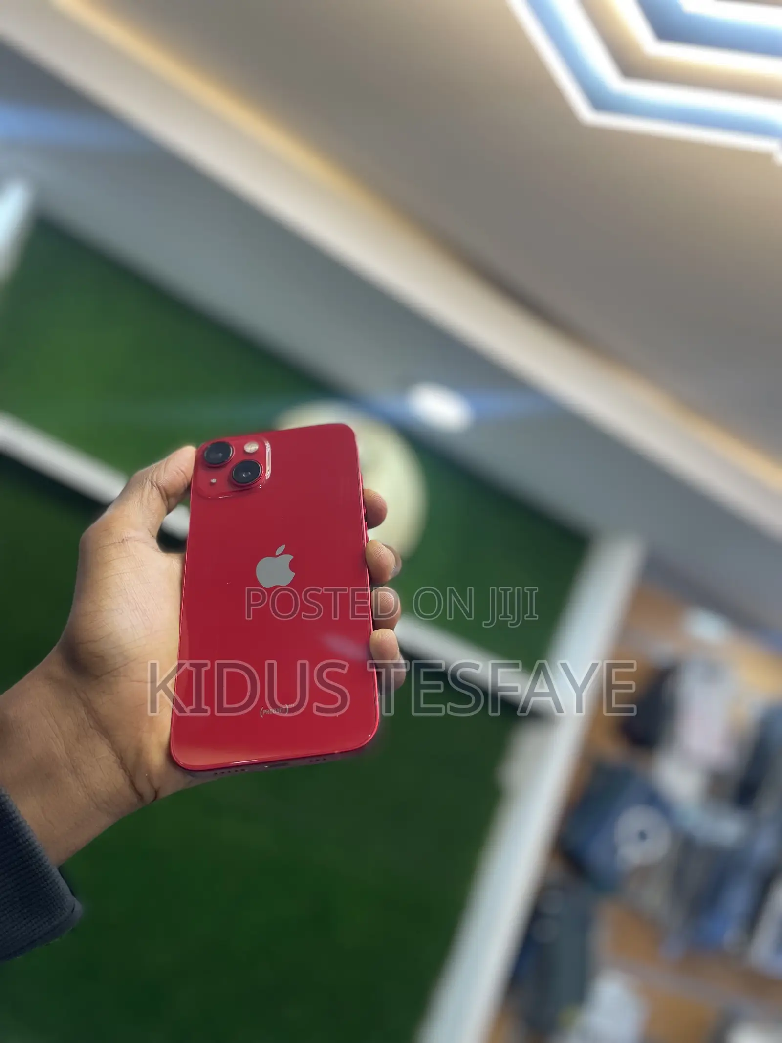 Apple iPhone 13 128 GB Red