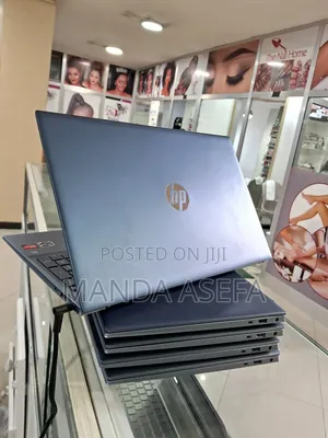 New Laptop HP Pavilion 15 8GB AMD Ryzen 5 SSD 512GB