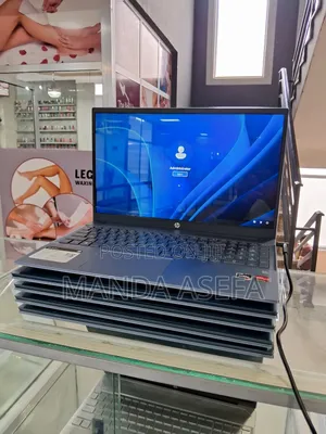 New Laptop HP Pavilion 15 8GB AMD Ryzen 5 SSD 512GB