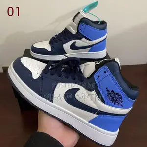 Photo - Original Air Jordan 1 Retro Hi ‘Aurora Blue’ Shoes