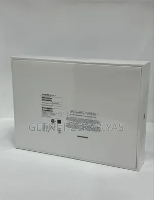 New Laptop Apple MacBook Pro 2023 M2 8GB Apple M2 SSD 256GB