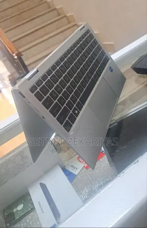 New Laptop HP EliteBook X360 1030 G8 8GB Intel Core I5 SSD 256GB