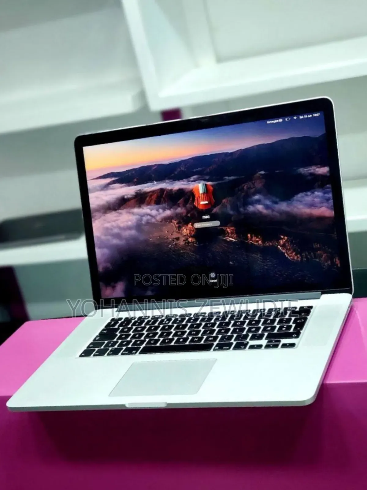 New Laptop Apple MacBook Pro 2015 16GB Intel Core I7 SSD 512GB