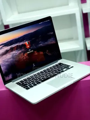 New Laptop Apple MacBook Pro 2015 16GB Intel Core I7 SSD 512GB