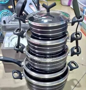 Momcoc ትልቁ እና ትንሽ Size Kitchenware Set