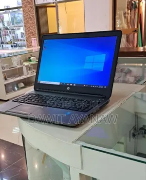 Photo - New Laptop HP 8GB Intel Core I5 SSD 1T