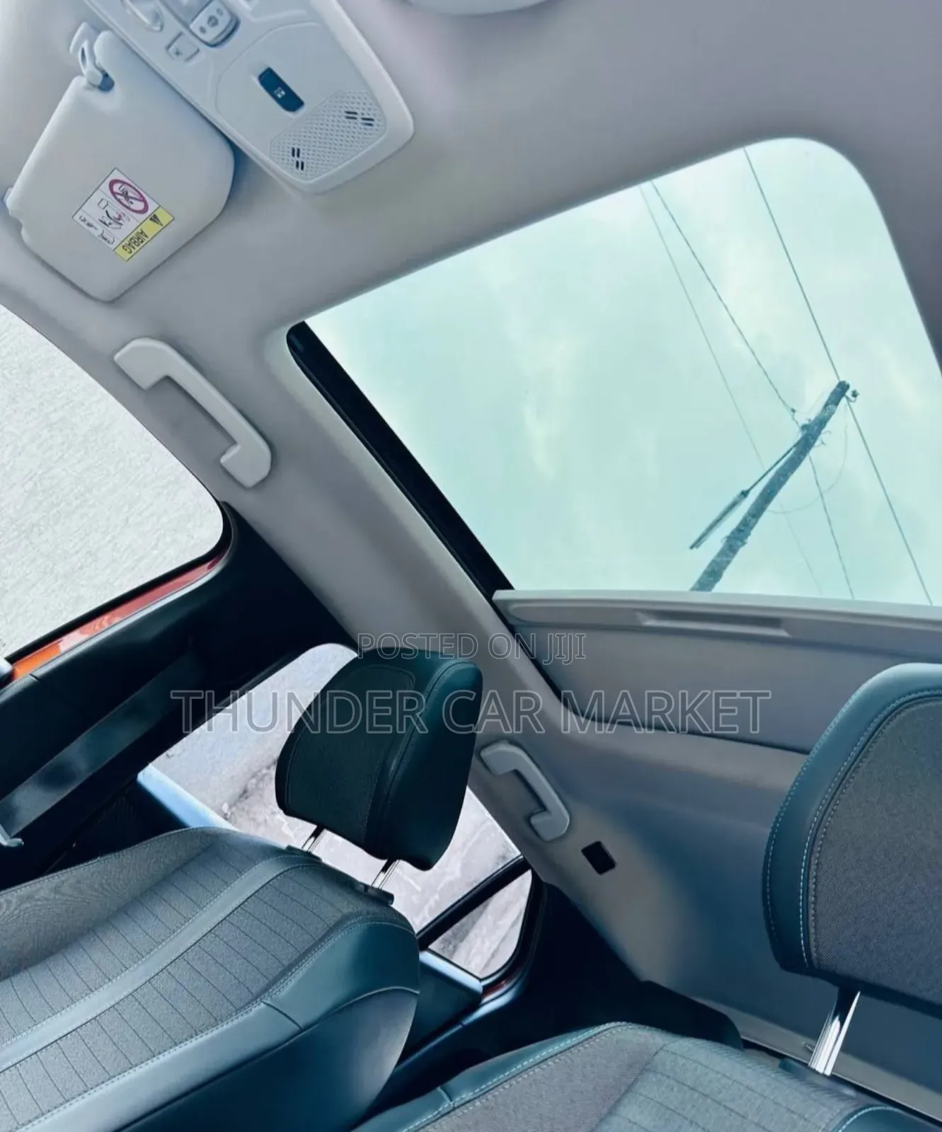 Peugeot 2008 2022 Orange