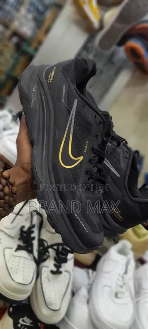 Photo - Nike Zoom Phantom Master Quality