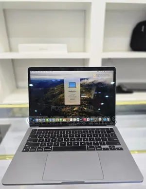New Laptop Apple MacBook Pro M1 8GB Apple M1 Pro SSD 256GB