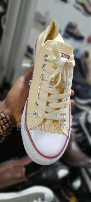 Converse Allstar Low Chuck Taylor Premium Quality