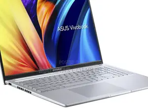 New Laptop Asus VivoBook 15 X505BA 8GB Intel Core I3 SSD 256GB