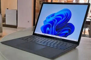 New Laptop Lenovo Legion Y720 8GB Intel Core I5 SSD 512GB