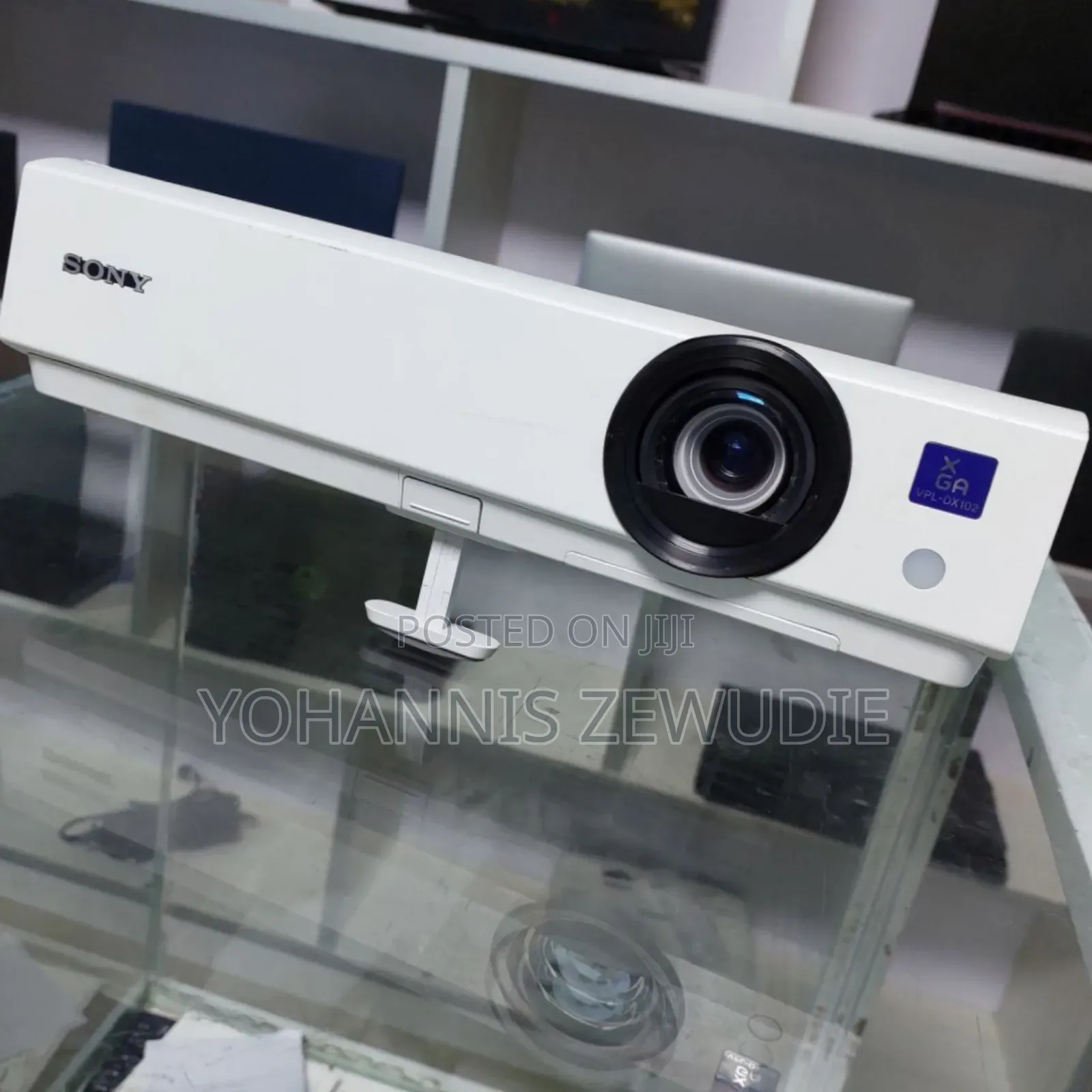 SONY Dx 102 PROJECTOR