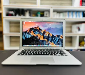 New Laptop Apple MacBook Air 2017 8GB Intel Core I5 SSD 256GB