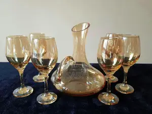 ለወይን እና ለተለያዩ የመጠጥ ማቅረቢያ እና መጠጫ ብርጭቆዎች