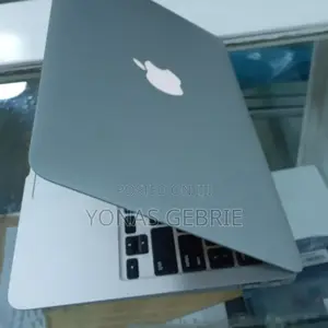 Photo - New Laptop Apple MacBook Air 2014 4GB Apple M1 SSD 128GB