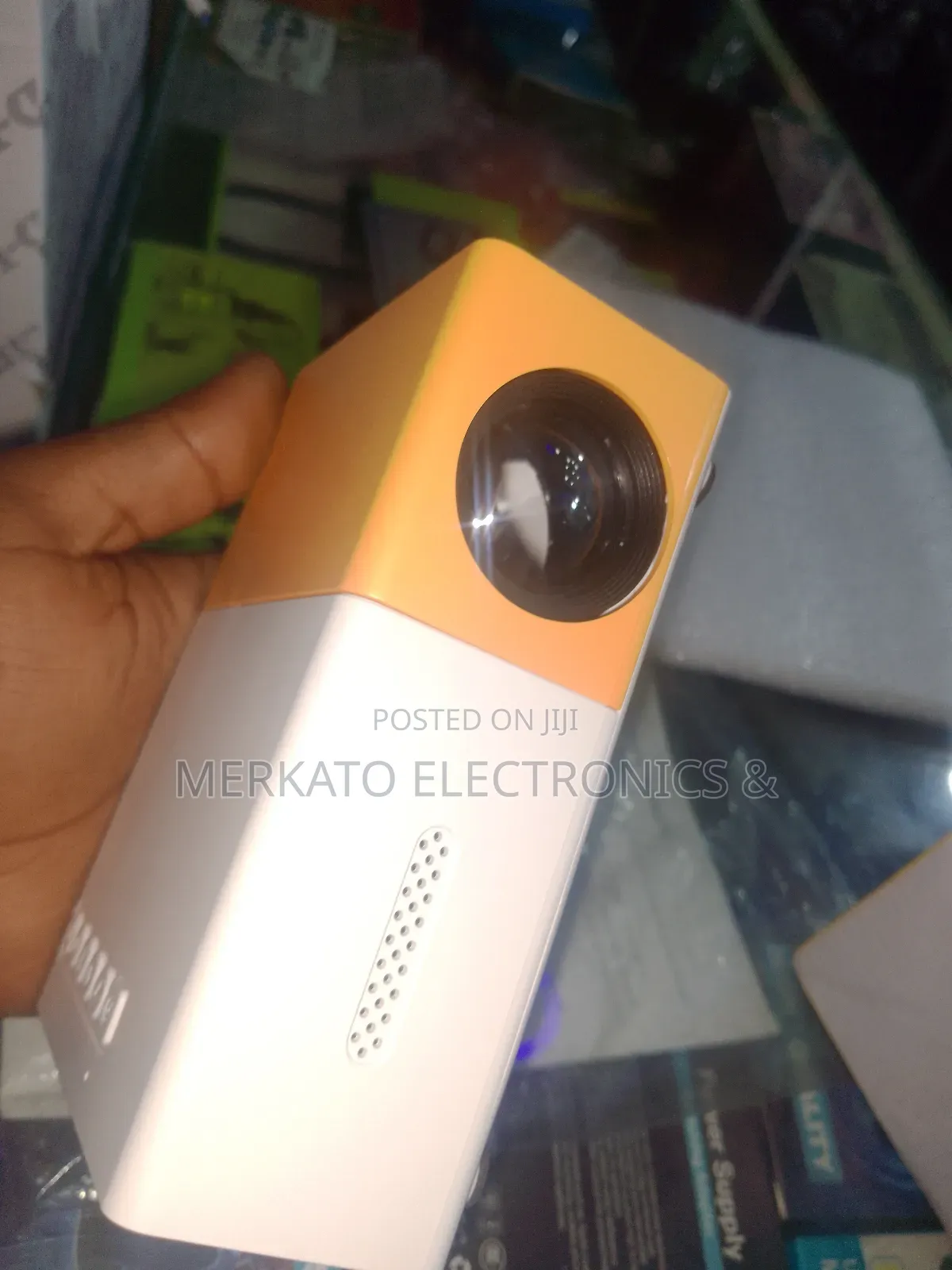 Mini LED Projector | ፕሮጀክተር