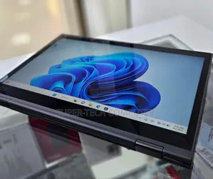 Photo - New Laptop Lenovo ThinkPad Yoga 16GB Intel Core I7 SSD 512GB