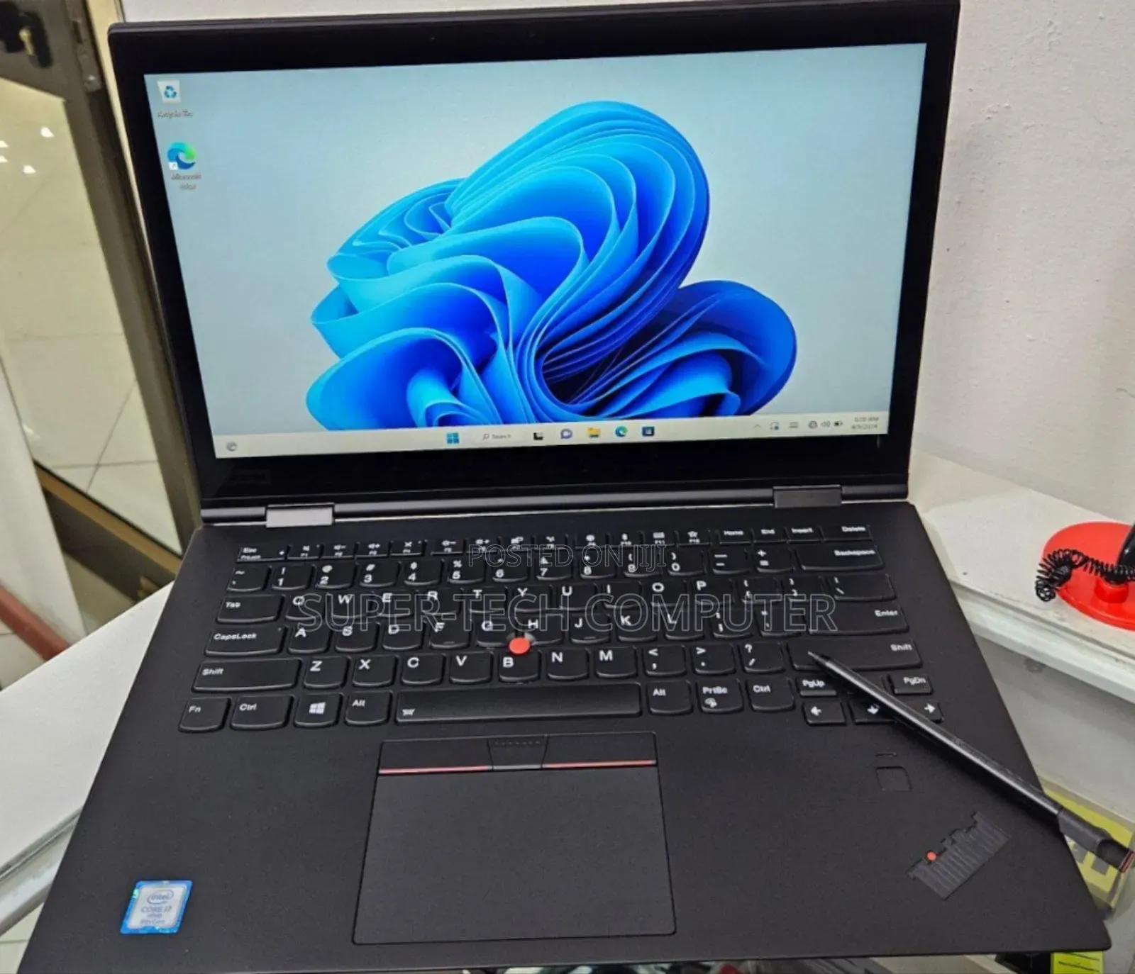 New Laptop Lenovo ThinkPad Yoga 16GB Intel Core I7 SSD 512GB