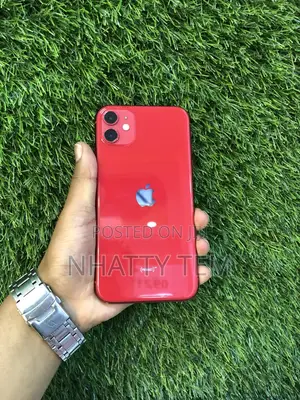 Photo - Apple iPhone 11 64 GB Red