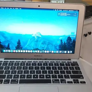 New Laptop Apple MacBook Air 2015 4GB Intel Core i5 SSD 128GB