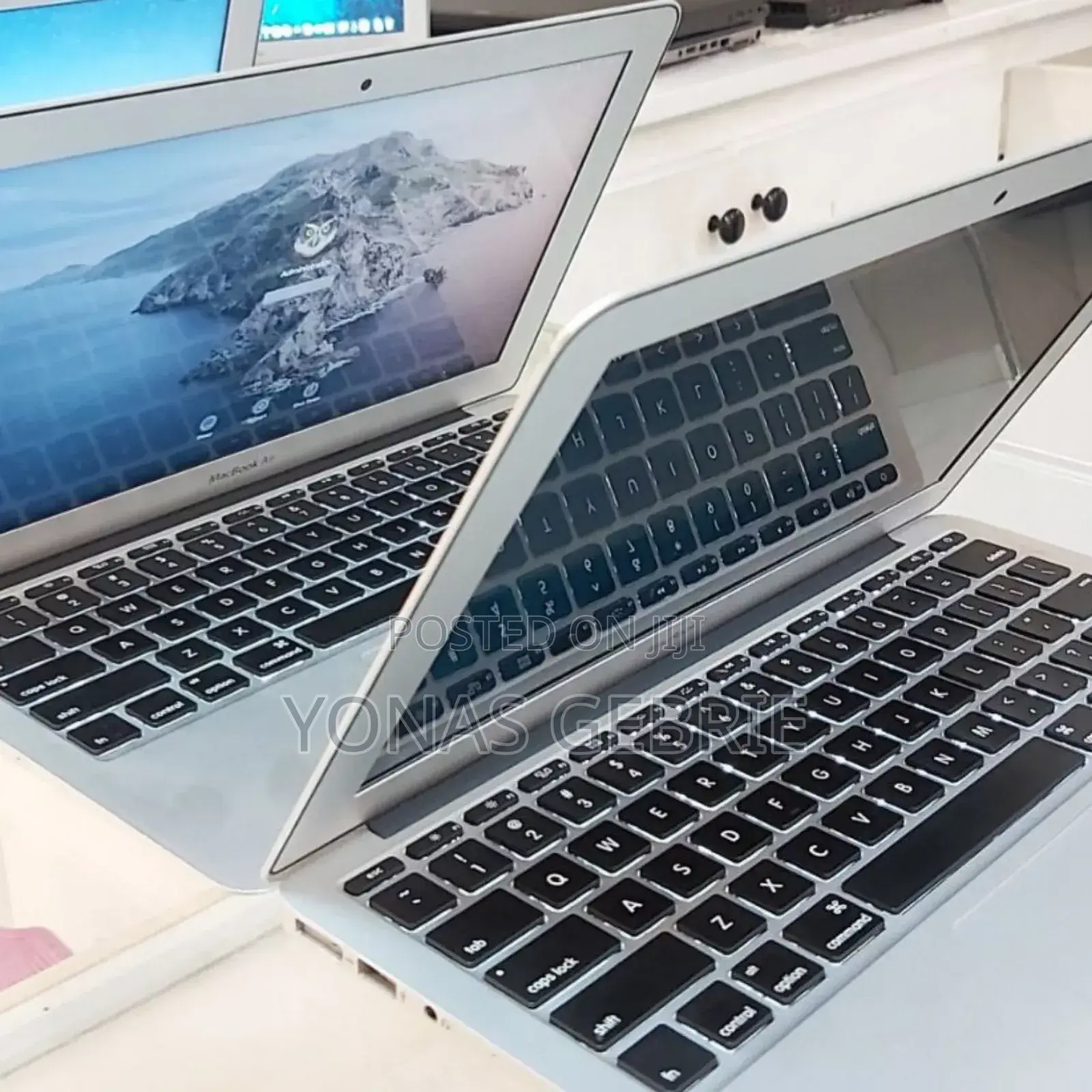 New Laptop Apple MacBook Air 2015 4GB Intel Core i5 SSD 128GB