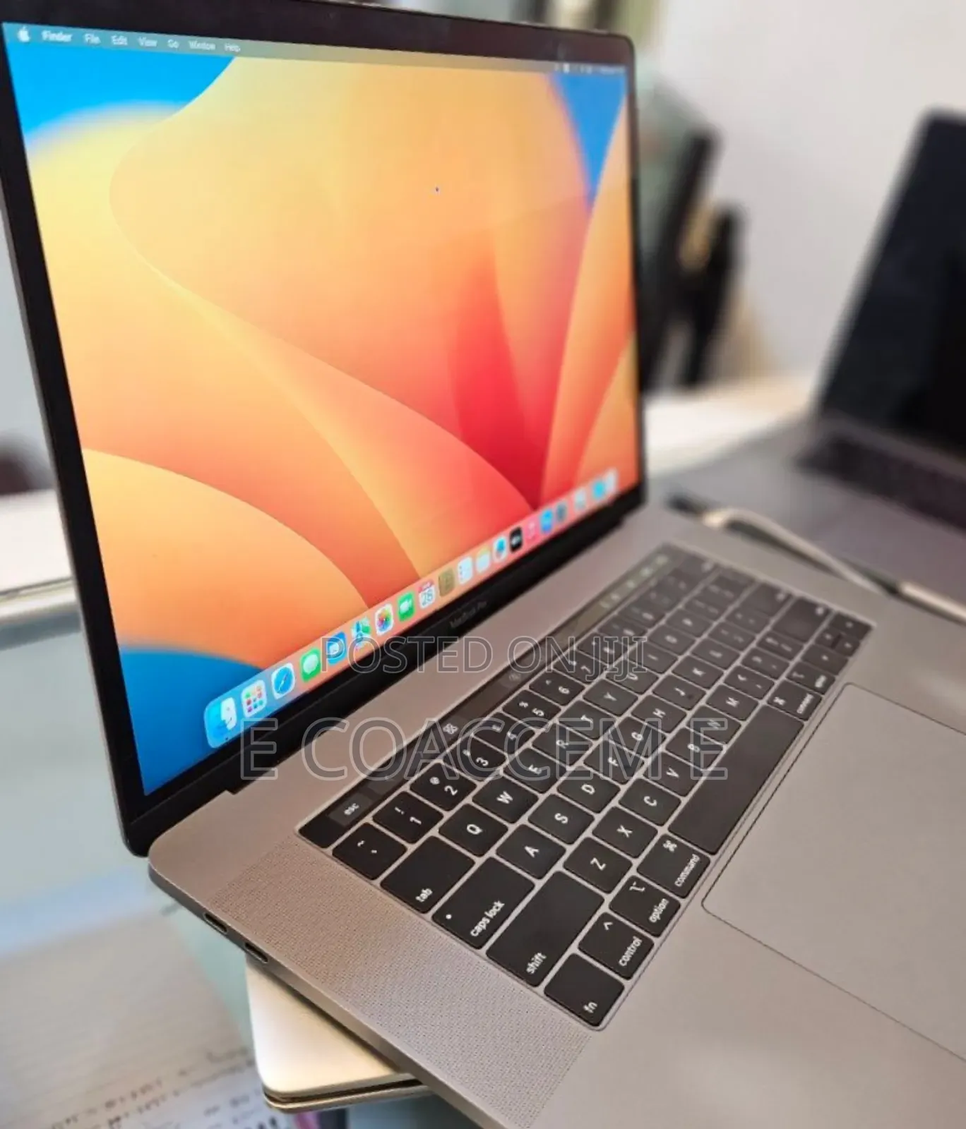 New Laptop Apple MacBook 32GB Intel Core I9 SSD 1T