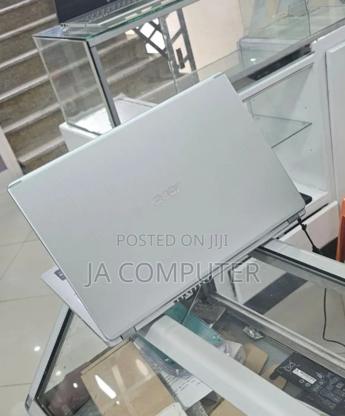 New Laptop Acer Aspire 3 8GB AMD Ryzen 3 SSD 256GB