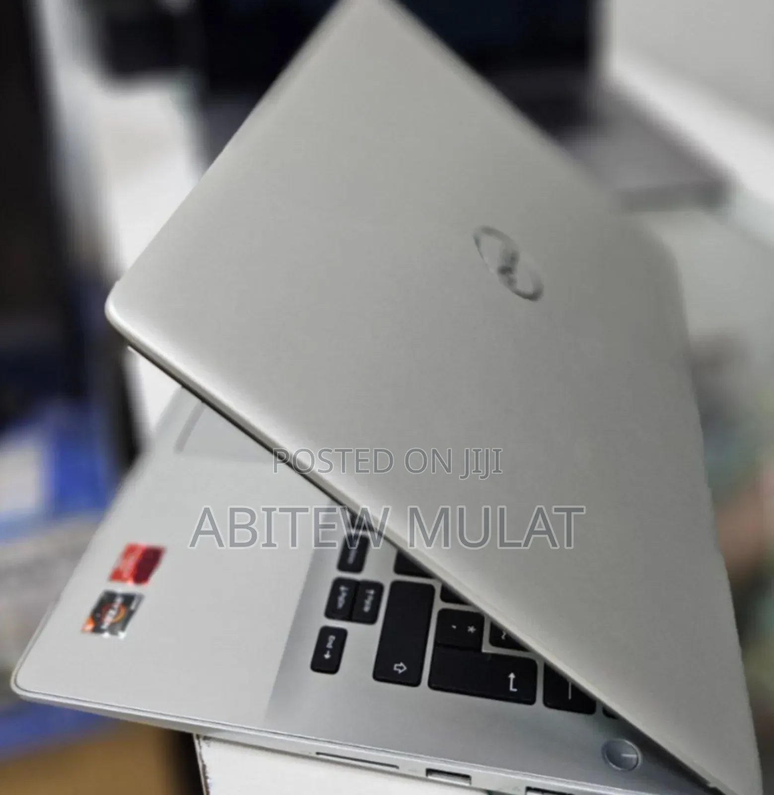 New Laptop Dell Inspiron 5548 8GB AMD Ryzen 5 SSD 256GB