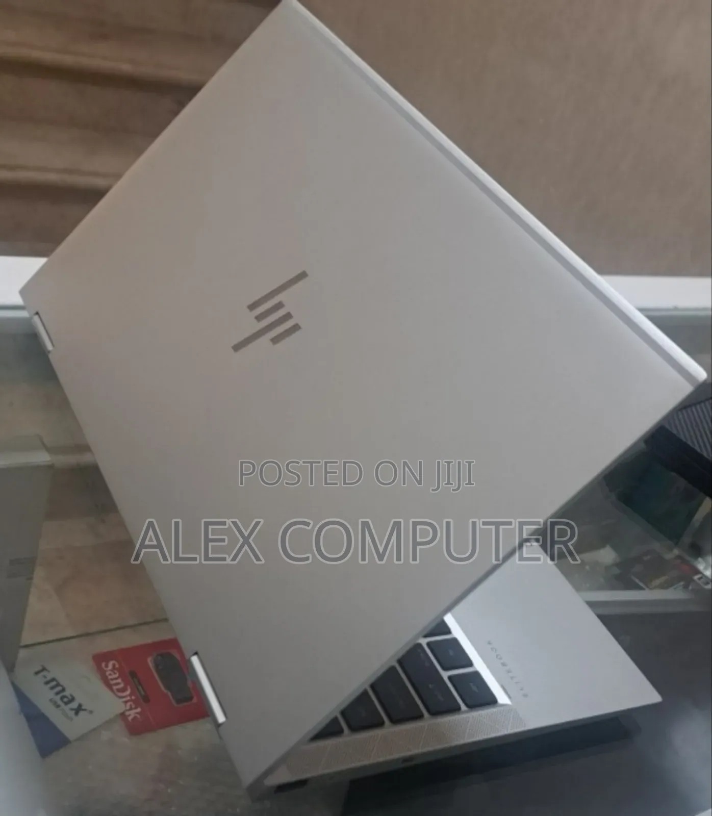 New Laptop HP Envy X360 8GB Intel Core I5 SSD 512GB