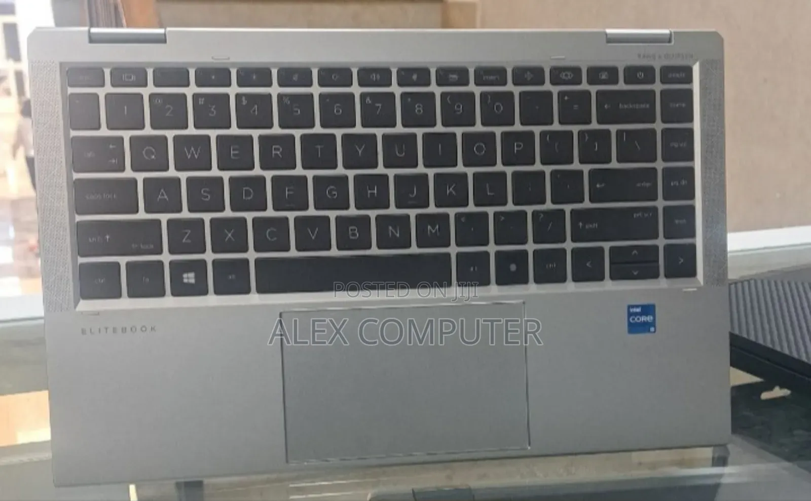 New Laptop HP Envy X360 8GB Intel Core I5 SSD 512GB