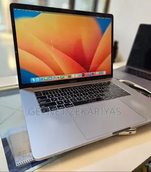New Laptop Apple MacBook Pro 2018 32GB Intel Core I9 SSD 1T