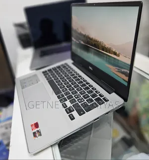 New Laptop Dell Inspiron 5559 8GB AMD Ryzen 5 SSD 256GB