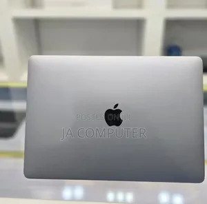 New Laptop Apple MacBook Pro 2021 M1 8GB Apple M1 SSD 256GB