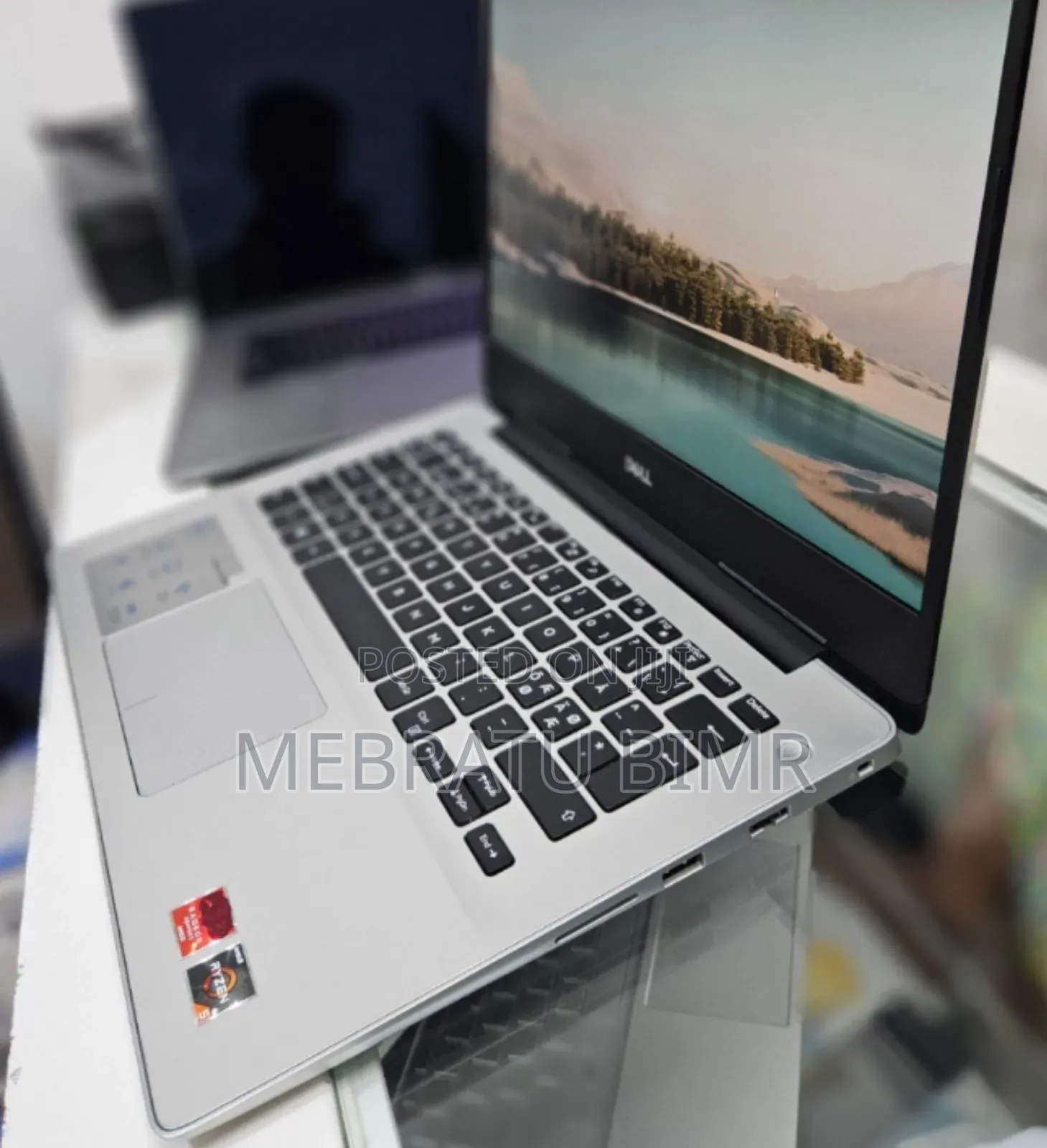 New Laptop Dell Inspiron 5548 8GB AMD Ryzen 5 SSD 256GB