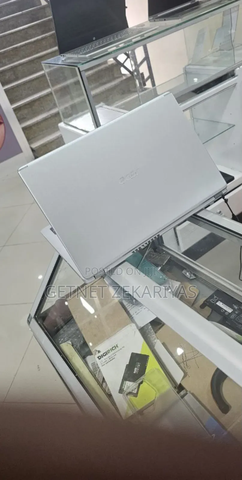 New Laptop Acer Aspire 3 8GB AMD Ryzen 3 SSD 256GB