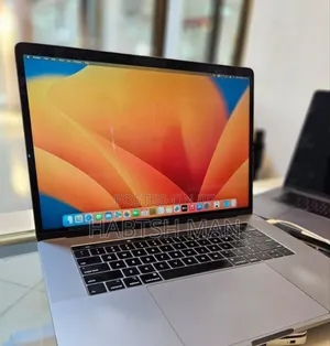 New Laptop Apple MacBook Pro 2018 32GB Intel Core I9 SSD 1T