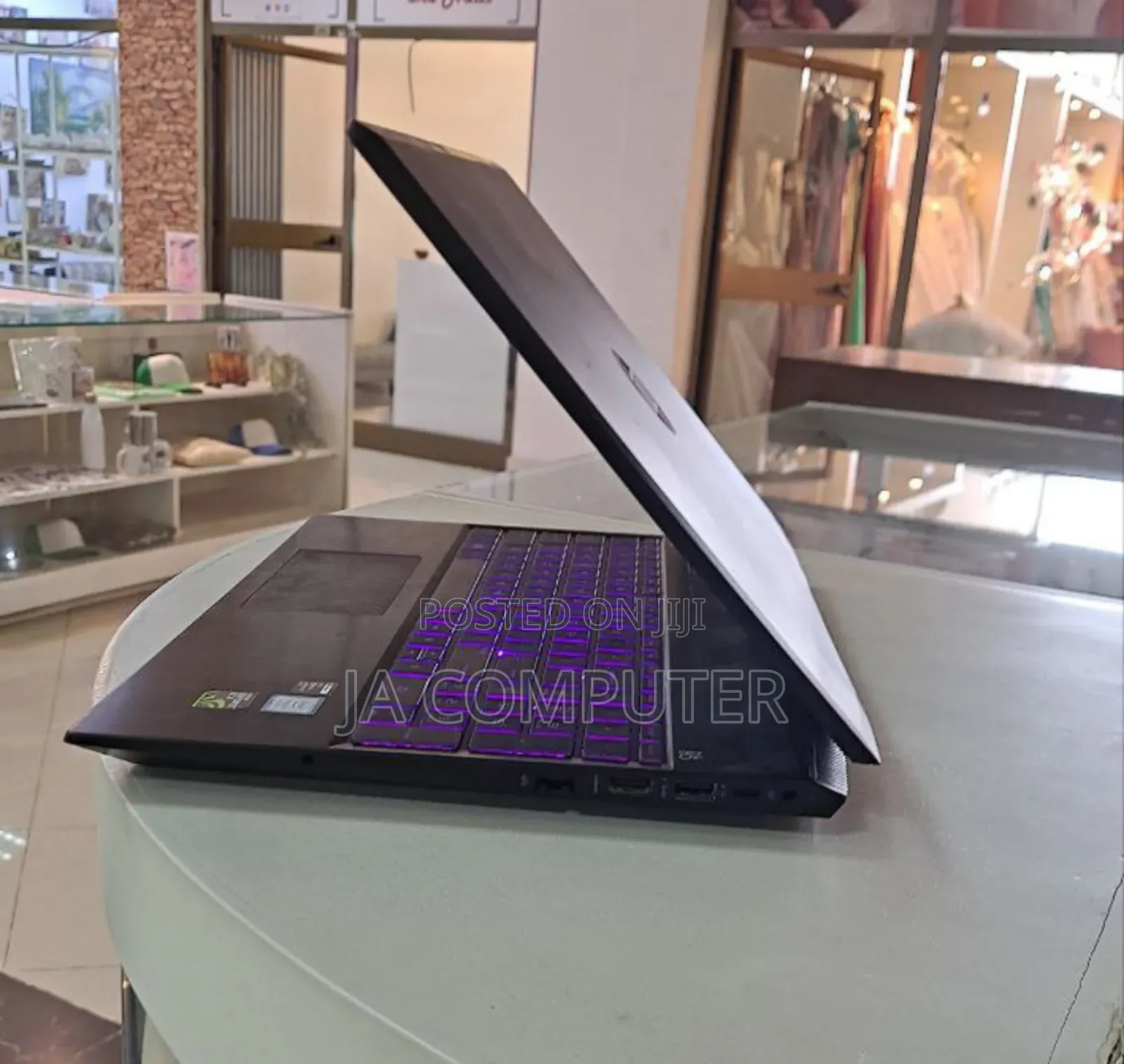 New Laptop HP Pavilion Power 15 8GB Intel Core I5 SSHD (Hybrid) 1.5T