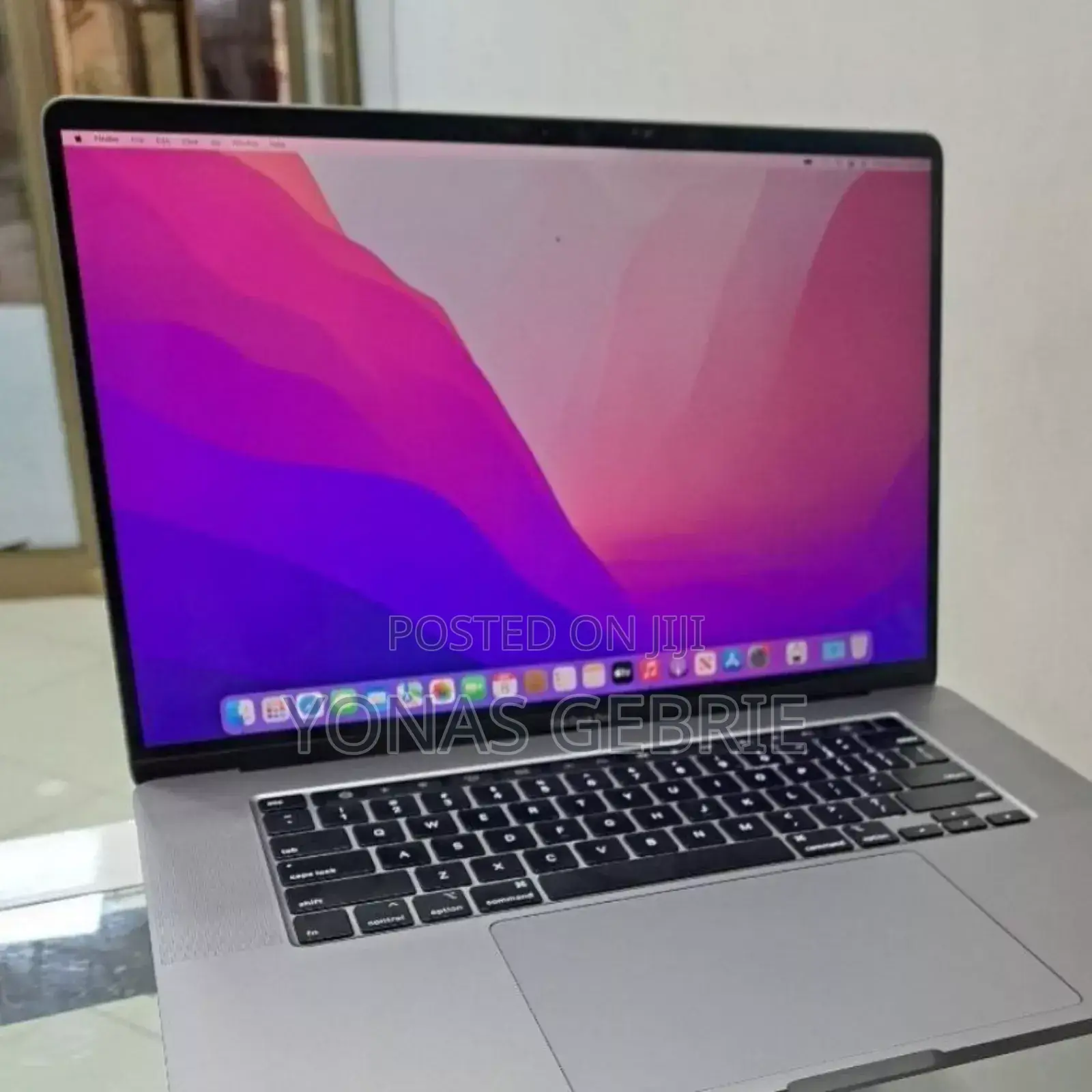 New Laptop Apple MacBook Pro 2019 16GB Intel Core i9 SSD 1T