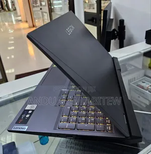 New Laptop Lenovo Legion 5 16GB AMD Ryzen 7 SSD 512GB