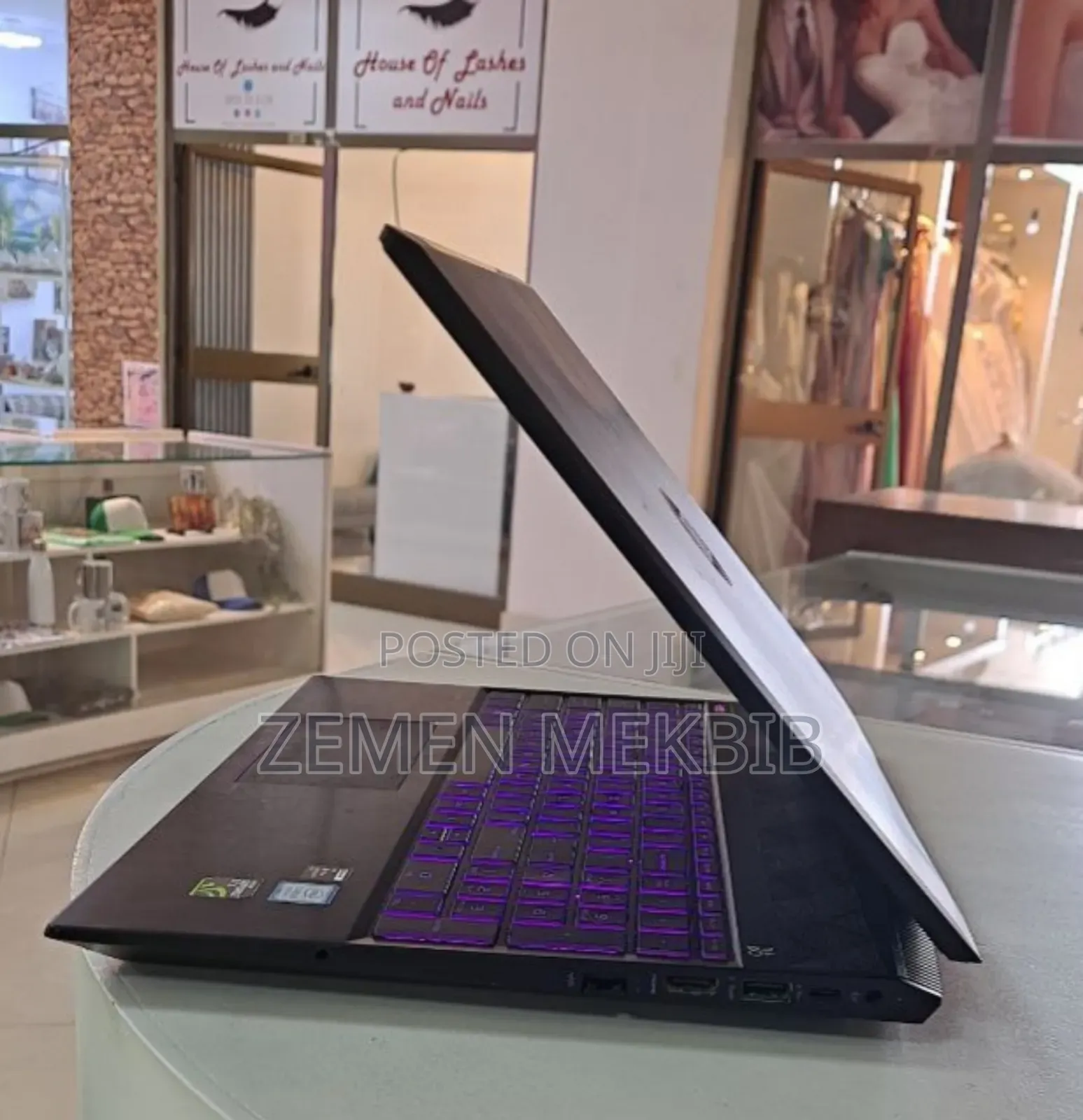 New Laptop HP Pavilion 15 8GB Intel Core I5 HDD+SSD 1.5T