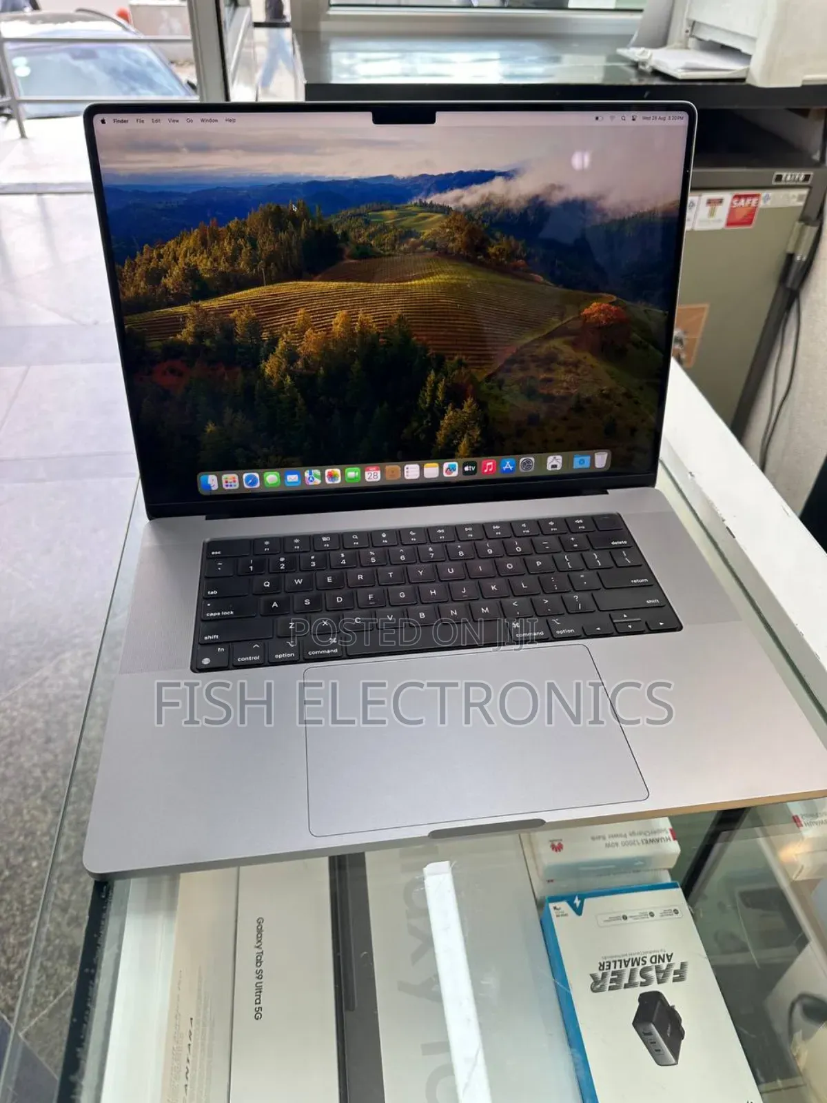 Laptop Apple MacBook Pro 2021 M1 32GB Apple M1 Max SSD 1T