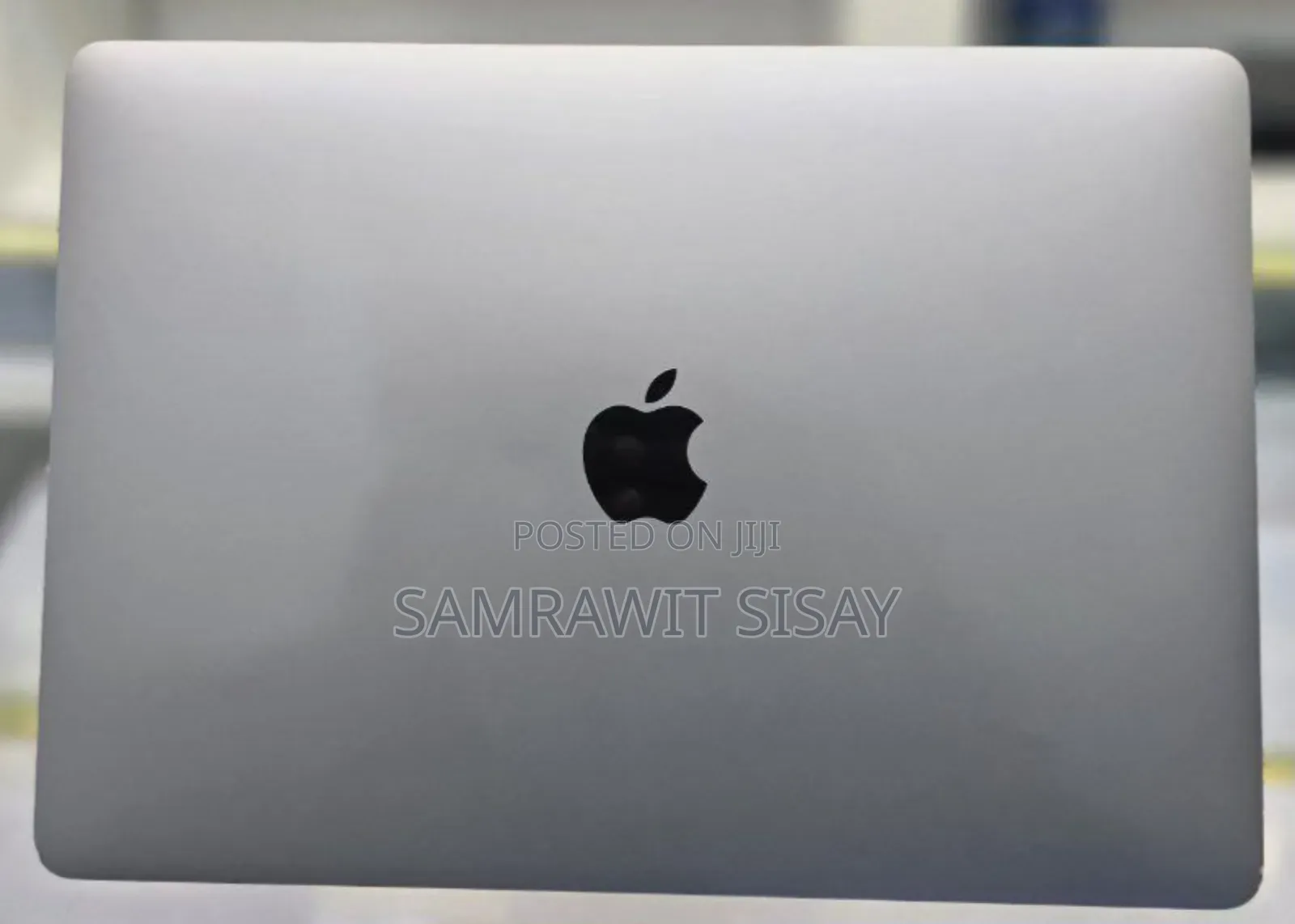 New Laptop Apple MacBook Pro 2020 M1 8GB Apple M1 Pro SSD 256GB