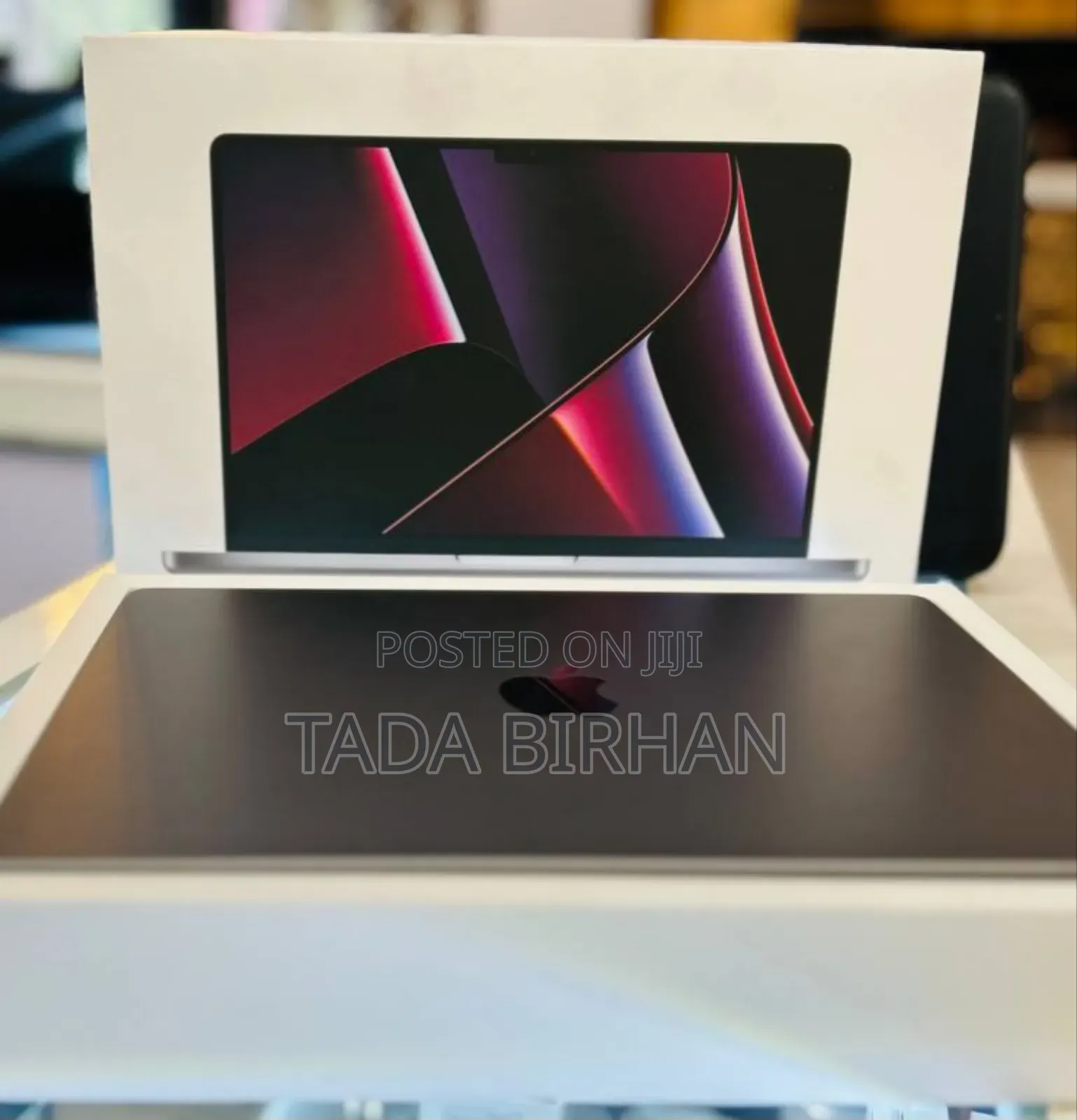 New Laptop Apple MacBook Pro 2023 M2 12GB Apple M2 SSD 512GB